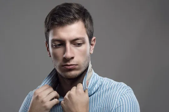 内容创作者-瓷白